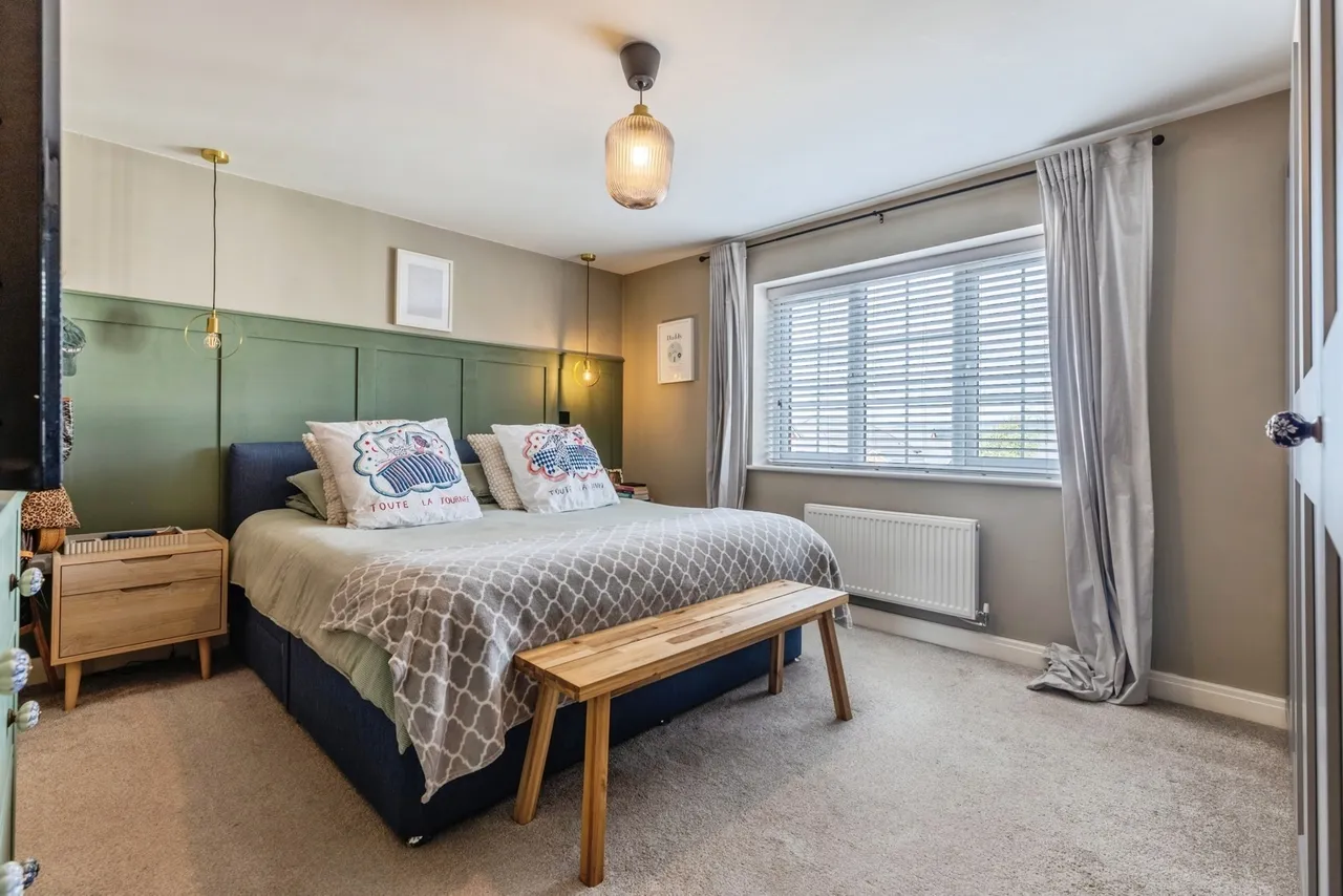 Loughrigg Drive, Middleton, M24, photo 12