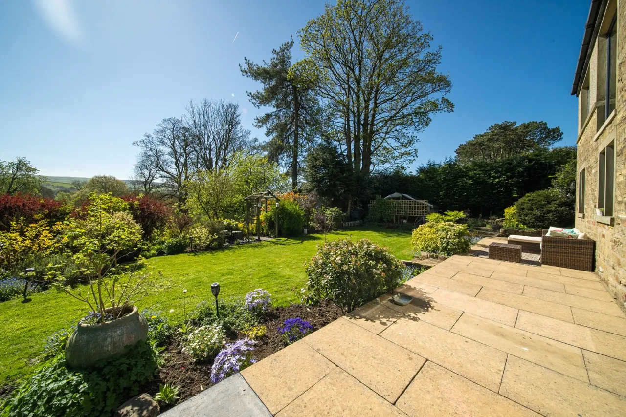 Old Road, Thornton in Craven, BD23, photo 18