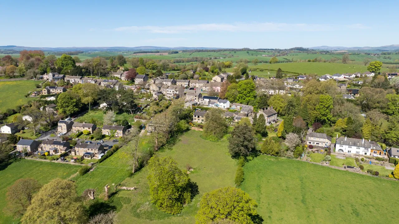 Old Road, Thornton in Craven, BD23, photo 22