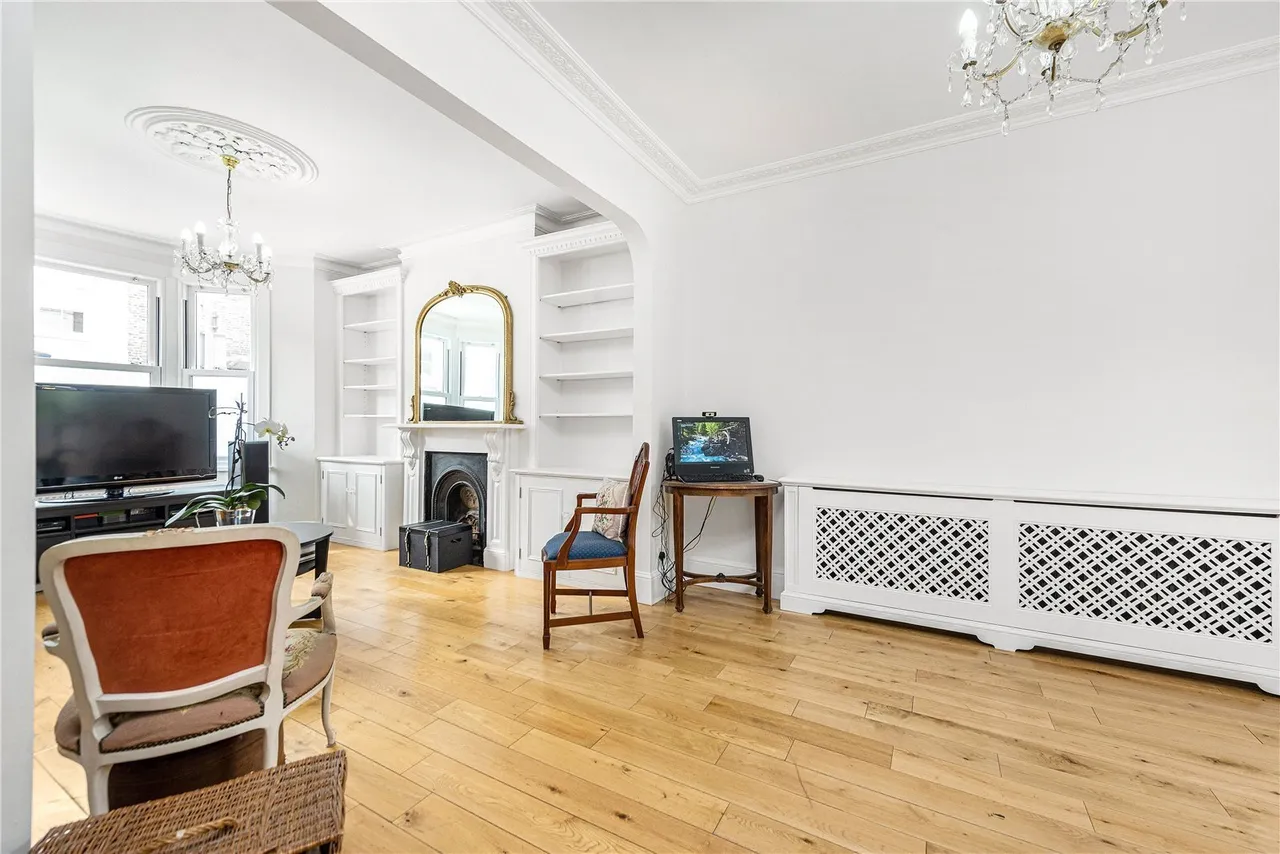 Colestown Street, London, SW11, photo 5