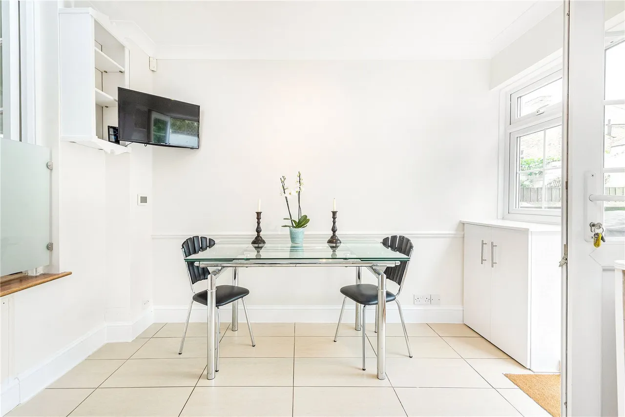 Colestown Street, London, SW11, photo 8