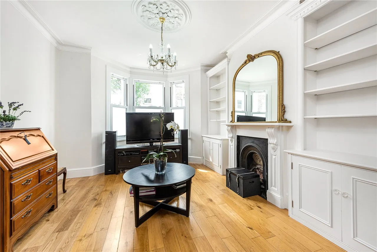 Colestown Street, London, SW11, photo 4