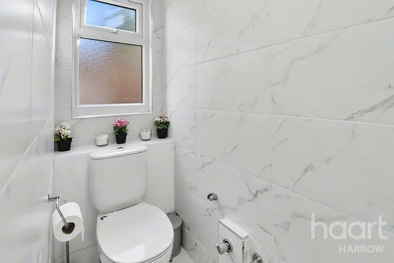 Robb Road, Stanmore, HA7, photo 8