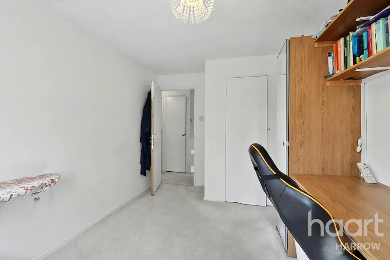 Robb Road, Stanmore, HA7, photo 17