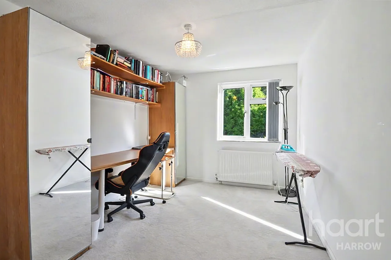 Robb Road, Stanmore, HA7, photo 15