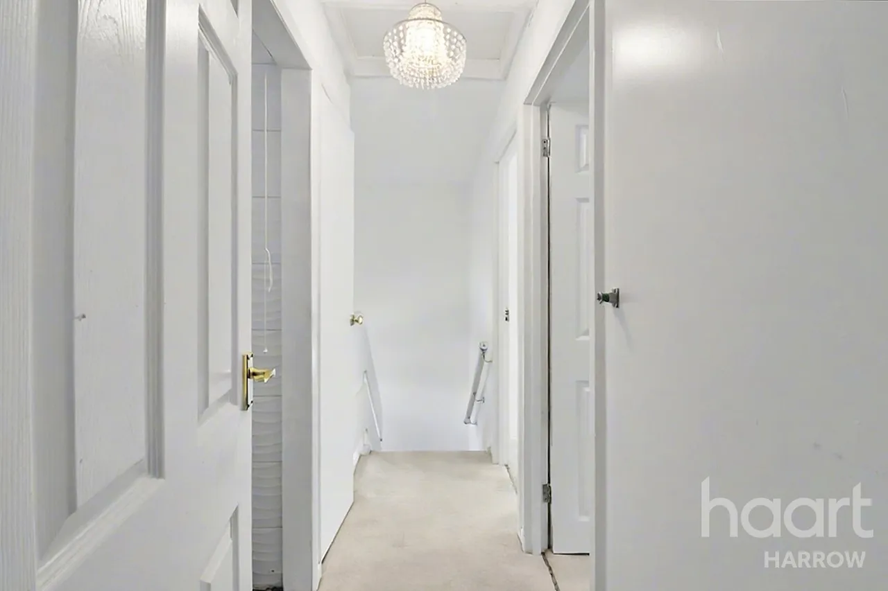Robb Road, Stanmore, HA7, photo 14