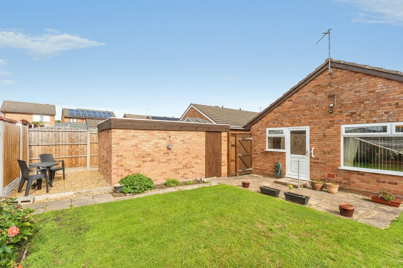 Woollam Drive, Ellesmere Port, CH66, photo 11
