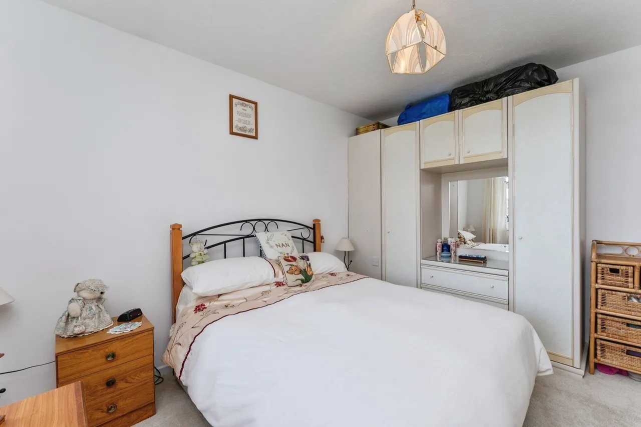 Woollam Drive, Ellesmere Port, CH66, photo 13