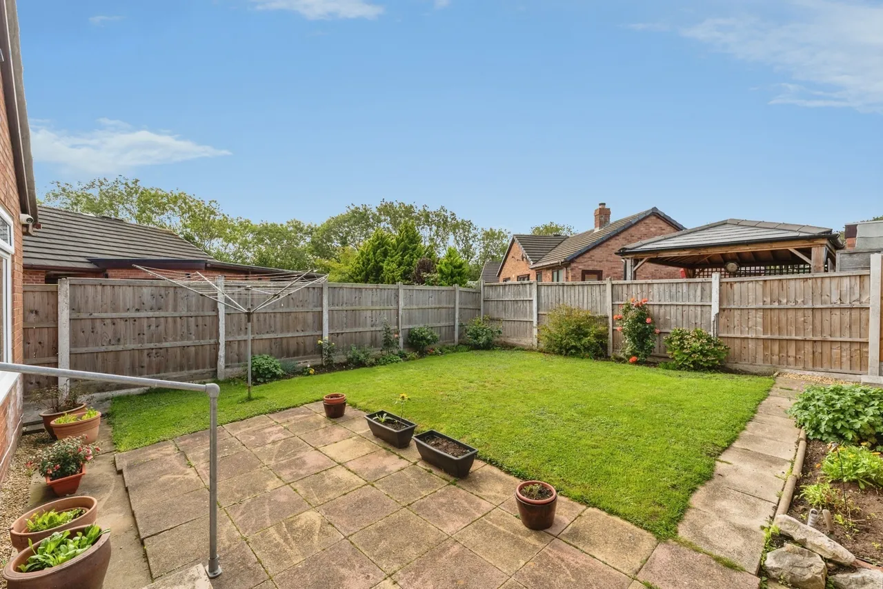 Woollam Drive, Ellesmere Port, CH66, photo 10