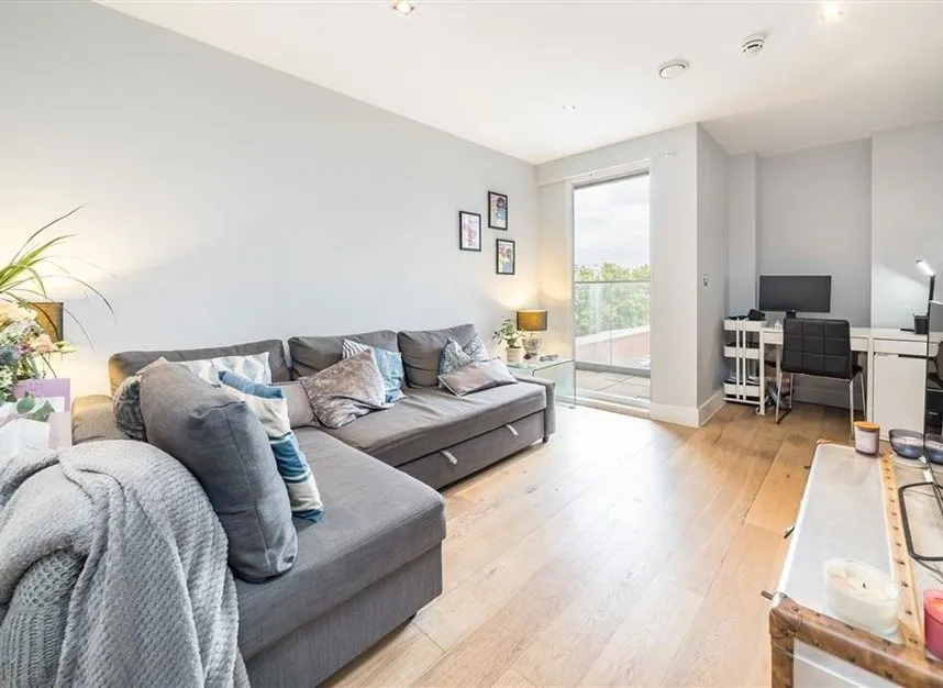 Creek Road, Greenwich, SE8, photo 2