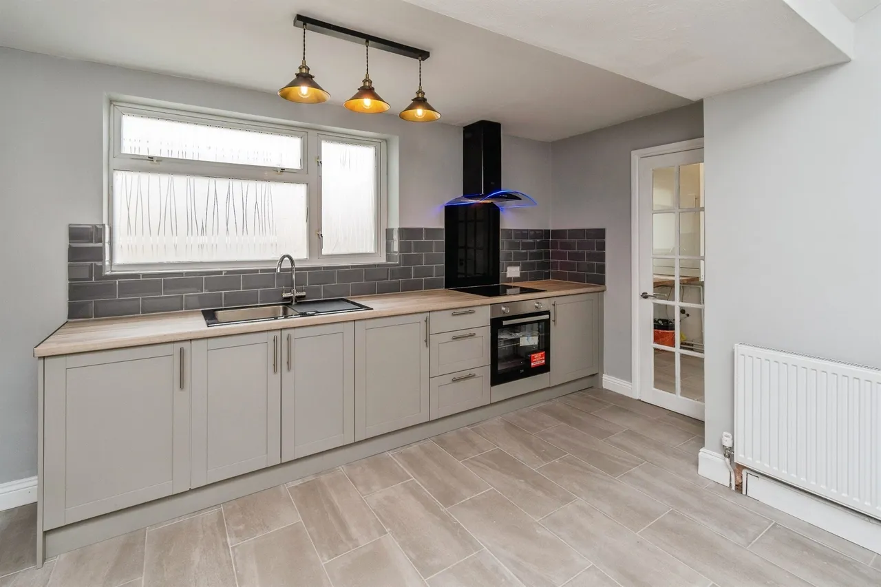 Handley Street, Wednesbury, photo 2