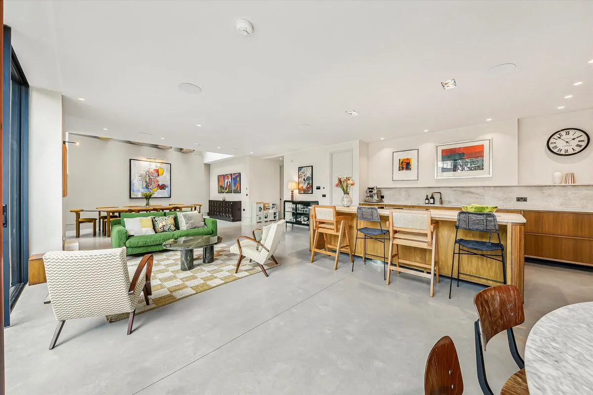 Millfield Lane, London, N6, photo 2