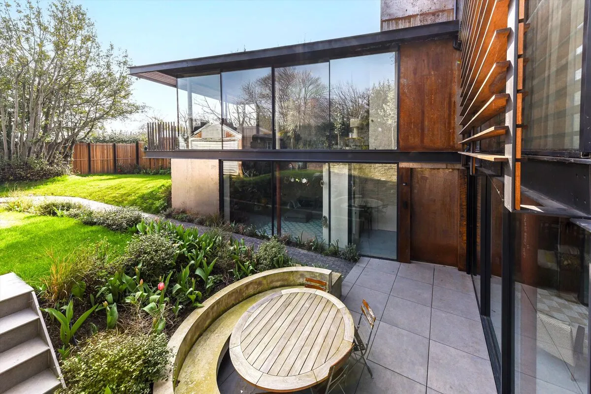 Millfield Lane, London, N6, photo 39