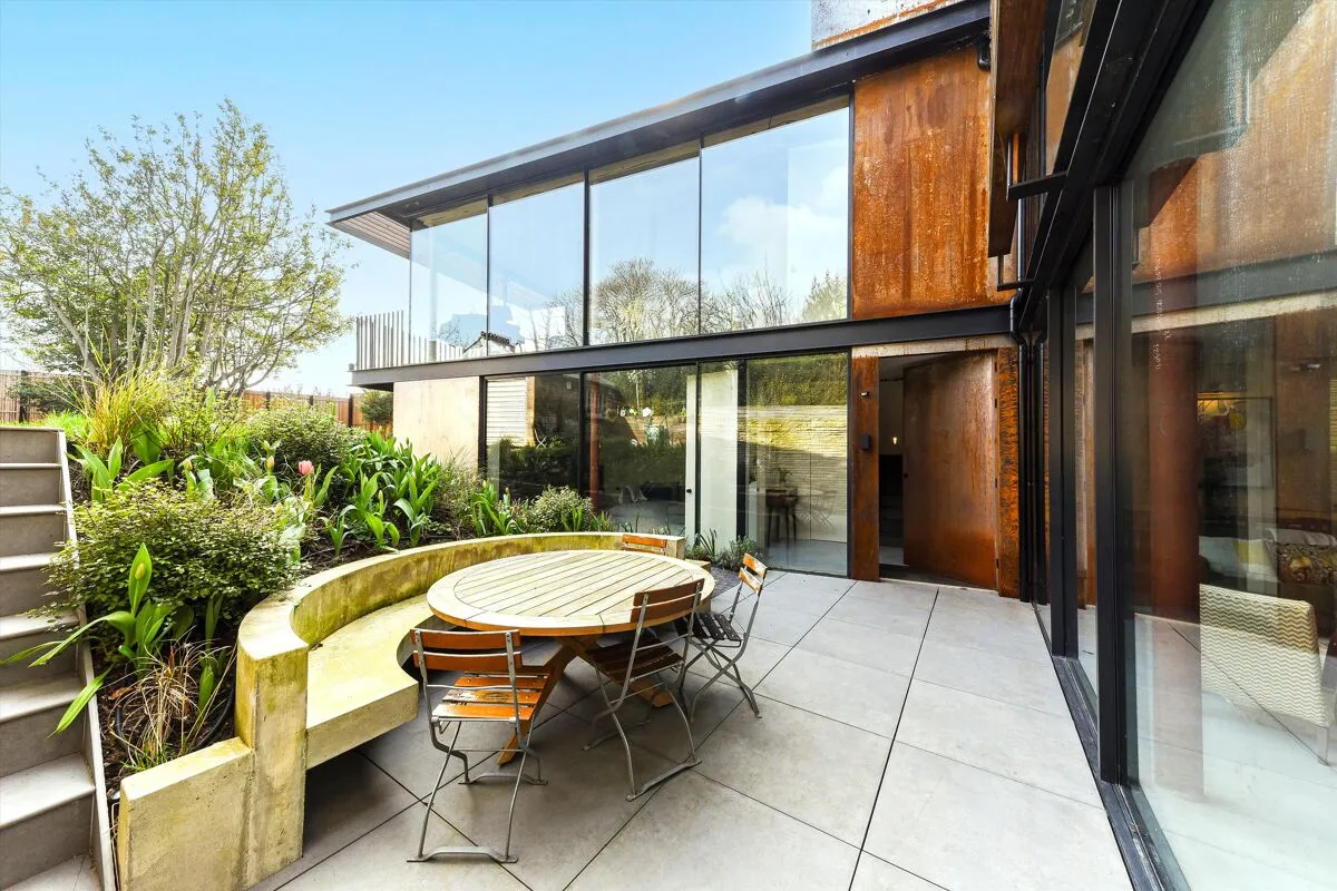 Millfield Lane, London, N6, photo 38