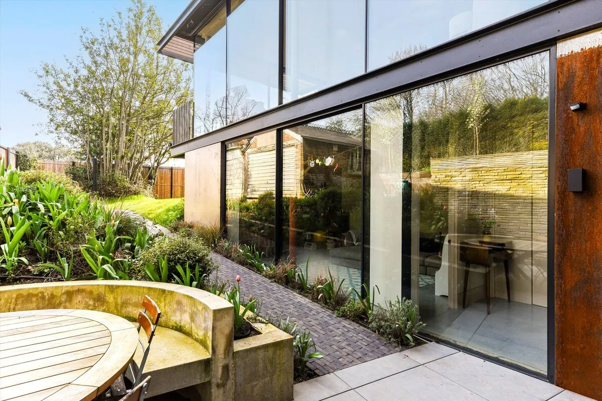 Millfield Lane, London, N6, photo 41