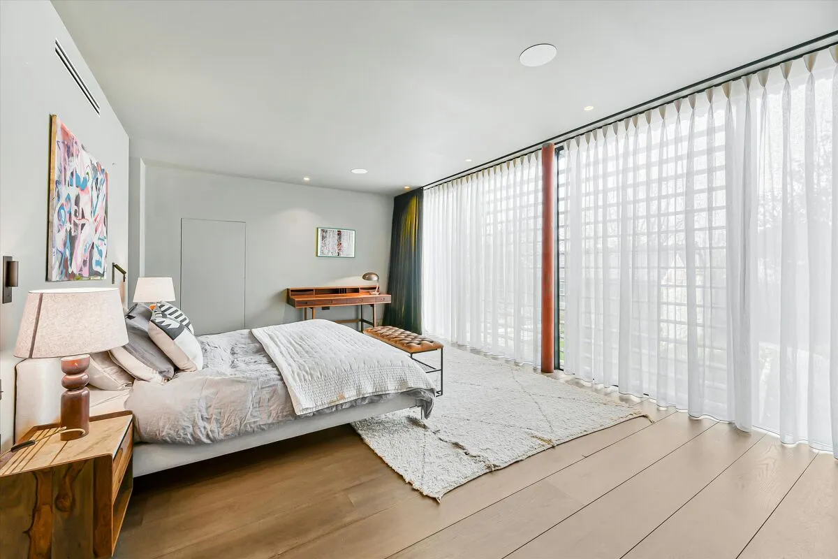 Millfield Lane, London, N6, photo 32