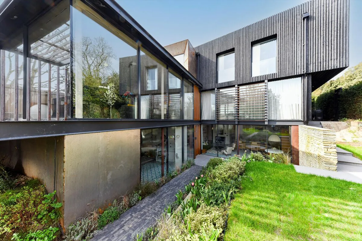 Millfield Lane, London, N6, photo 40