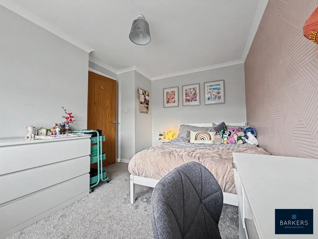 Teasel Close Oakenshaw, Bradford BD12 7DH, photo 9
