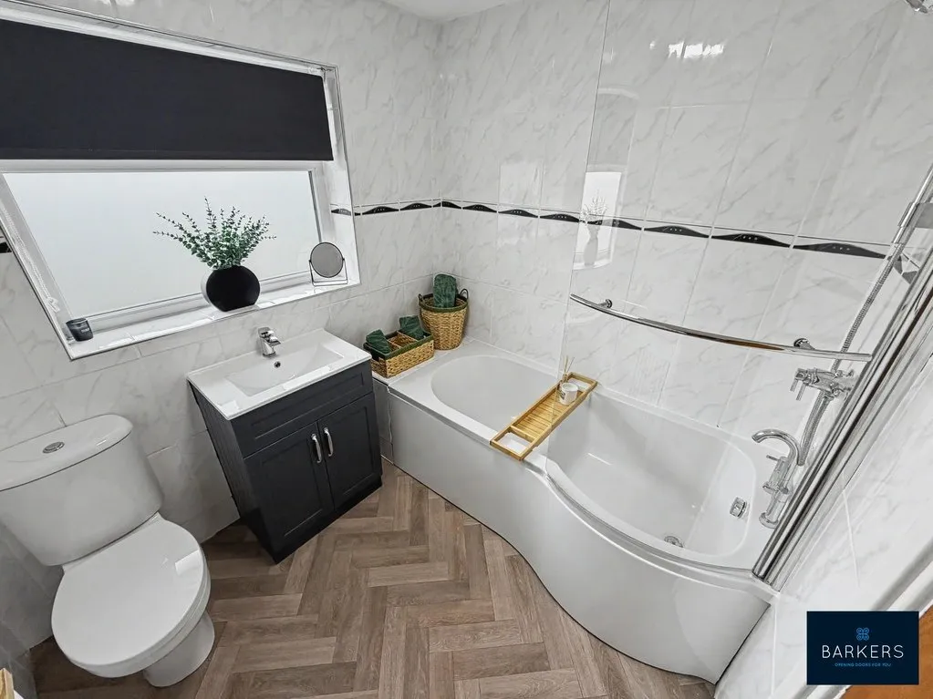 Teasel Close Oakenshaw, Bradford BD12 7DH, photo 10