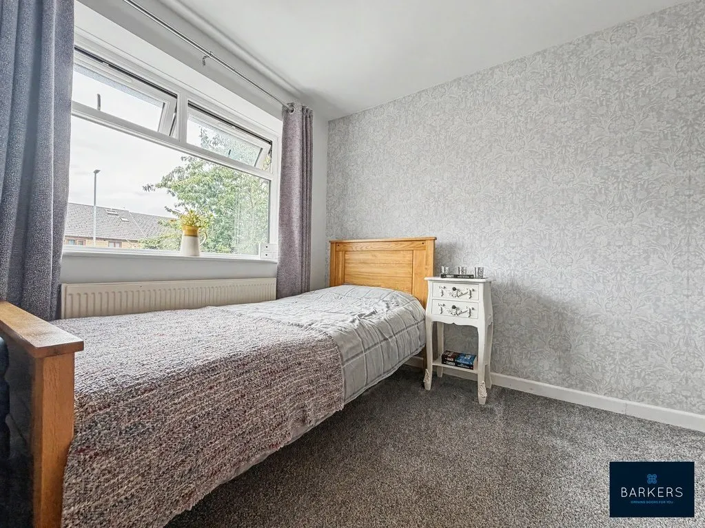 Teasel Close Oakenshaw, Bradford BD12 7DH, photo 11