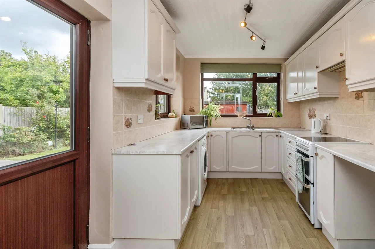 Collins Road, Wednesbury, WS10, photo 5
