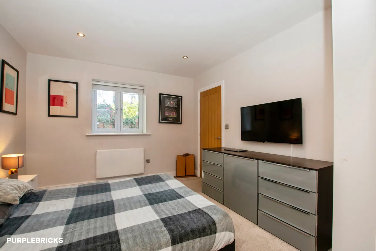 College Street, Salisbury, SP1, photo 13