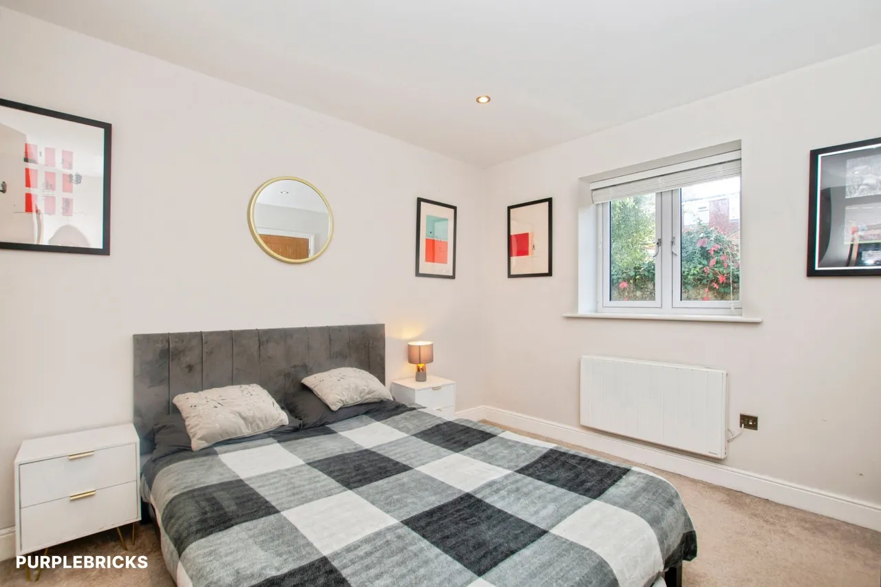 College Street, Salisbury, SP1, photo 11
