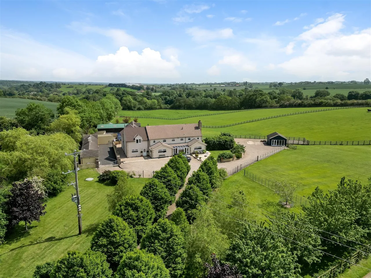 6 bed house for sale, Highcliffe Farm, Winston