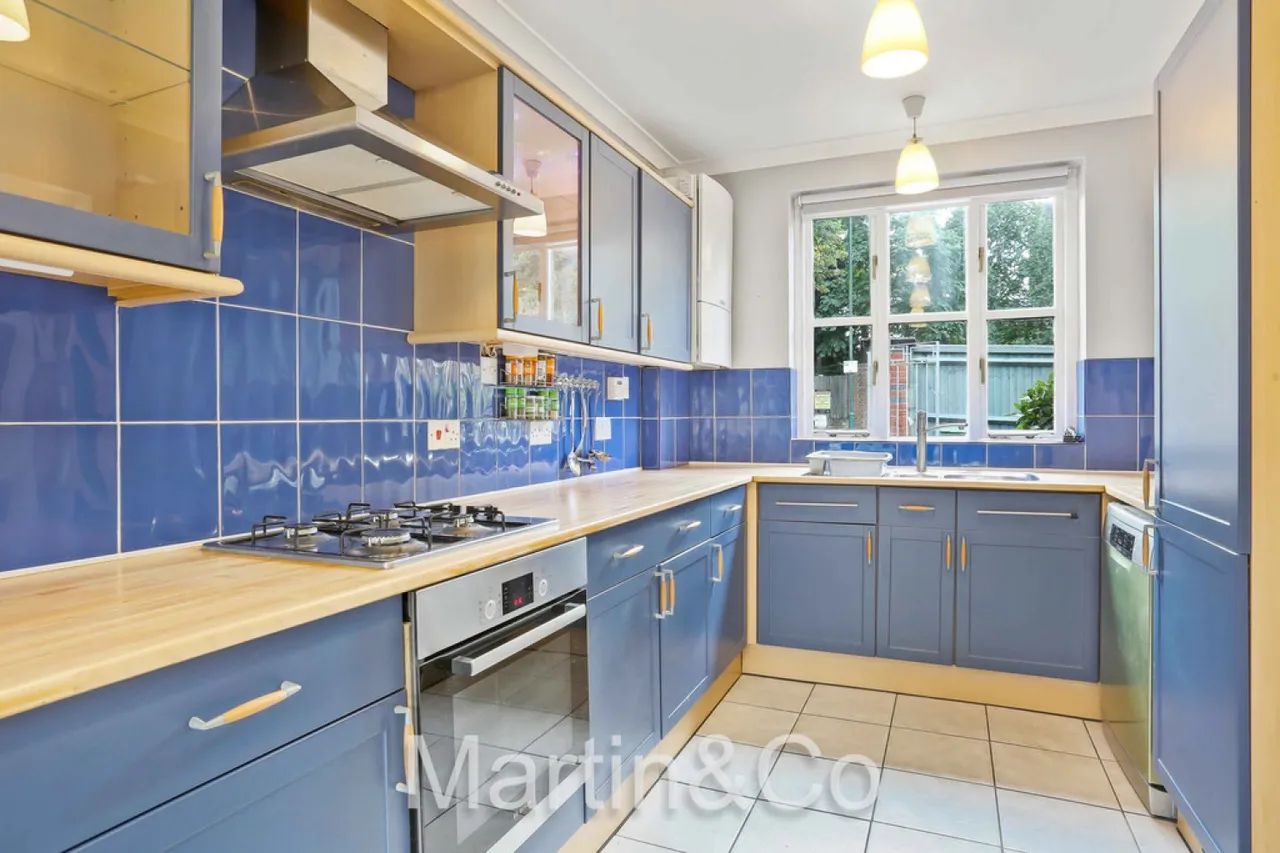 Sutton, SM2, photo 11