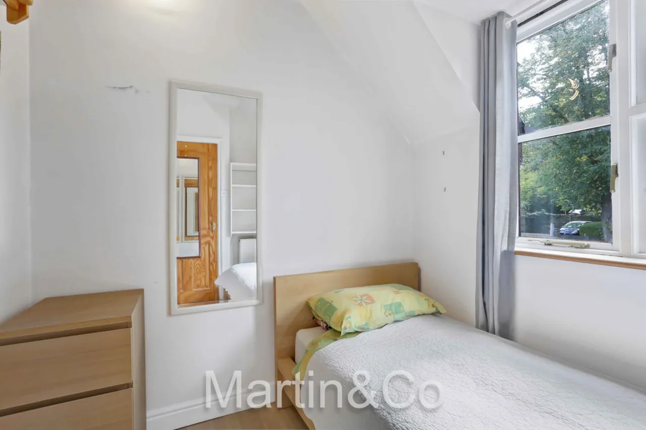Sutton, SM2, photo 10
