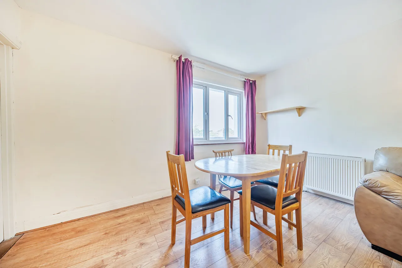 215b Wood Street, London, photo 3