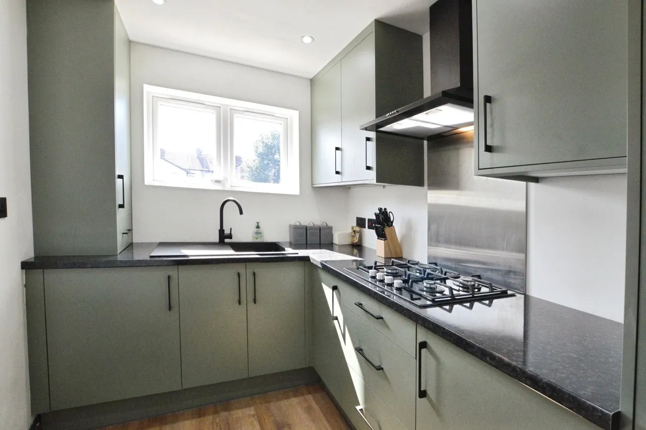 Park Lane, HORNCHURCH, Essex, RM11, photo 13