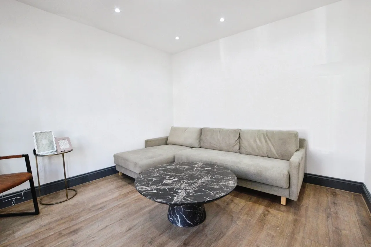 Park Lane, HORNCHURCH, Essex, RM11, photo 4
