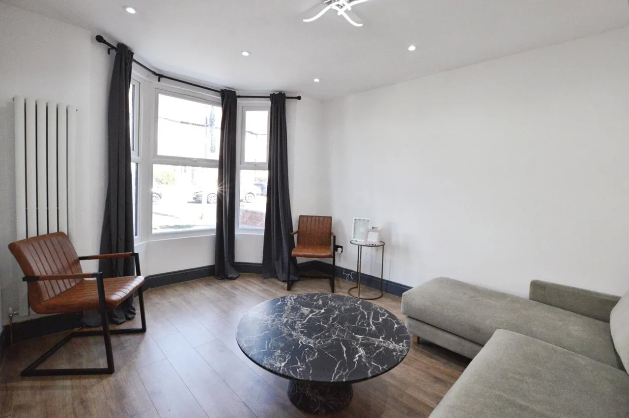 Park Lane, HORNCHURCH, Essex, RM11, photo 12