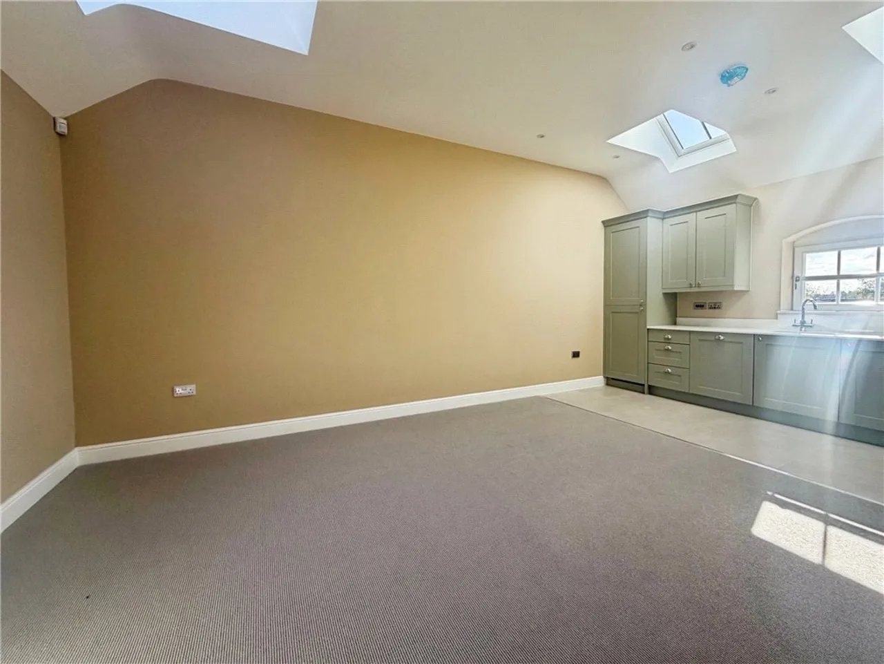 Embley Lane, East Wellow, SO51, photo 5
