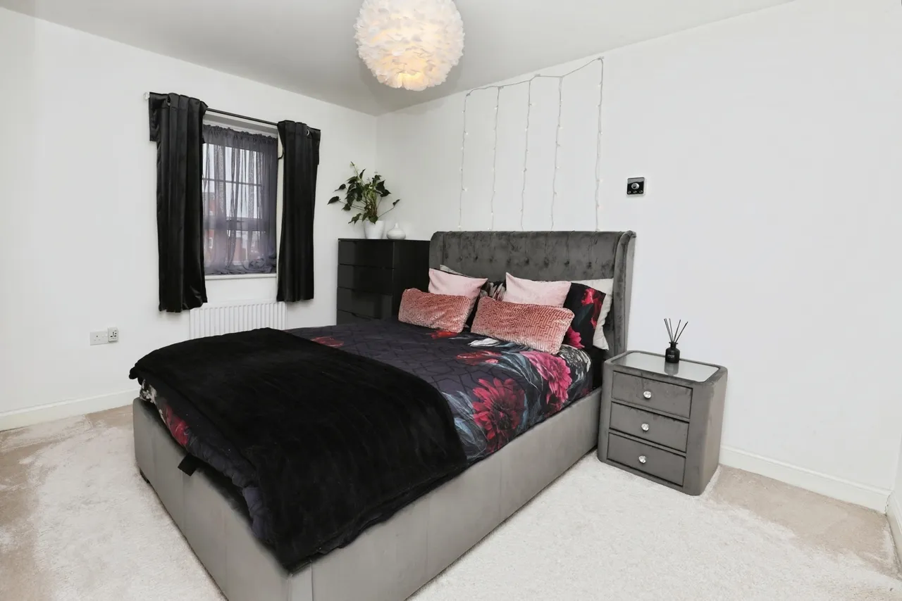 Thorn Tree Drive, Thornton, L23, photo 10