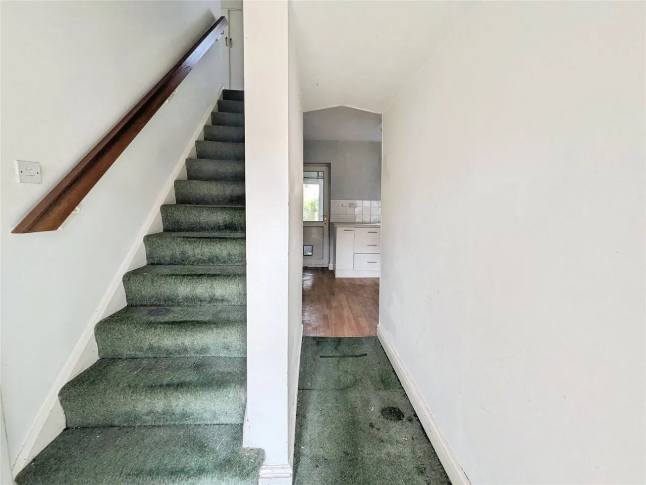 Hilton Road, Featherstone, WV10, photo 4
