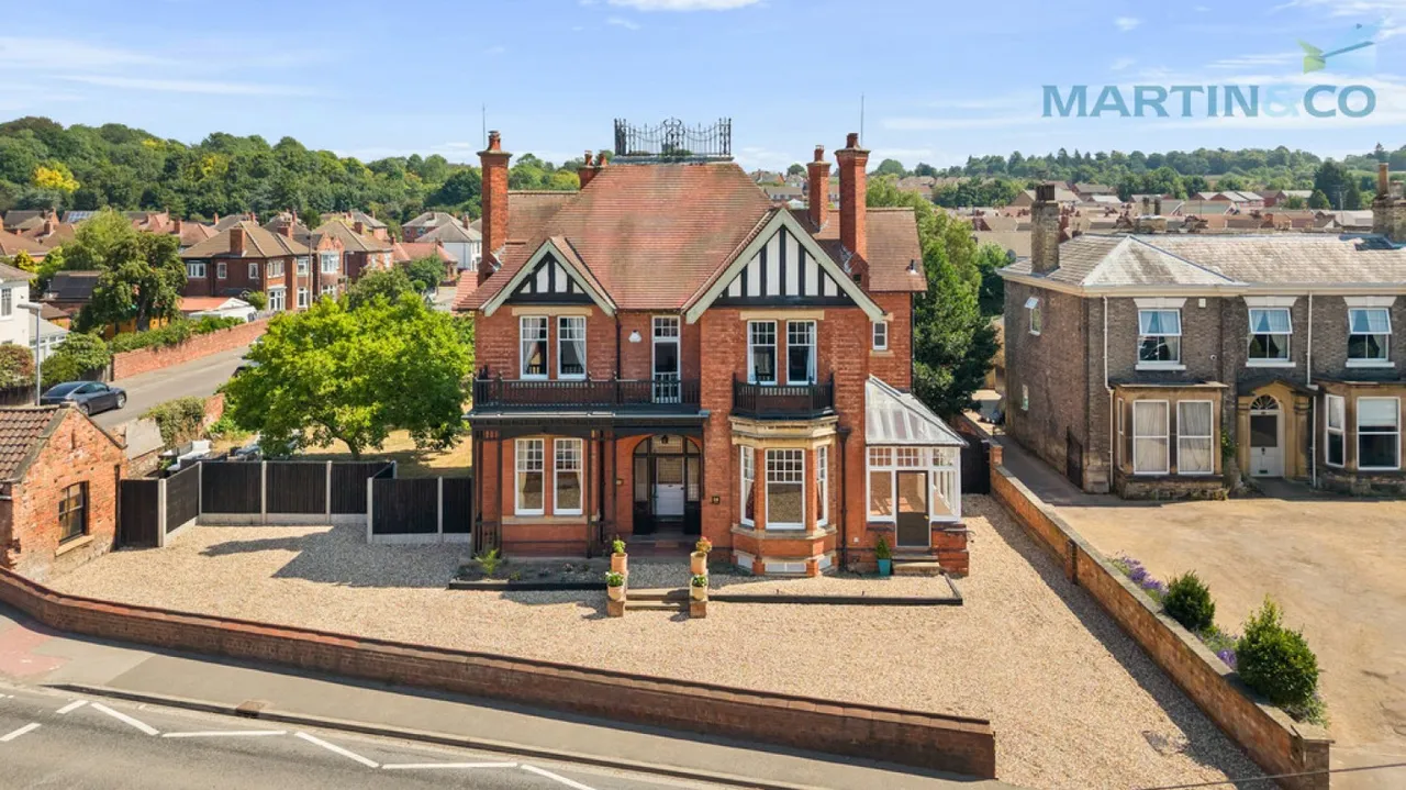 5 bed house for sale, Morton Terrace, Gainsborough, DN21