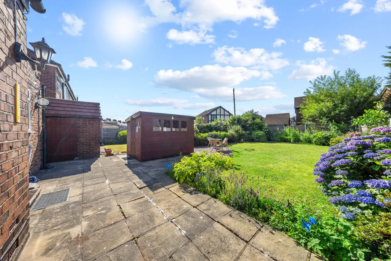Penketh Road, Great Sankey, Warrington, Warrington, WA5 2TA, photo 16