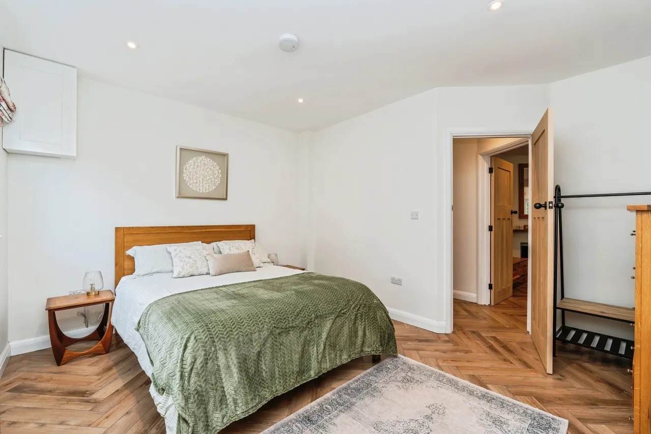 Alpine Road, Ashurst, SO40, photo 32