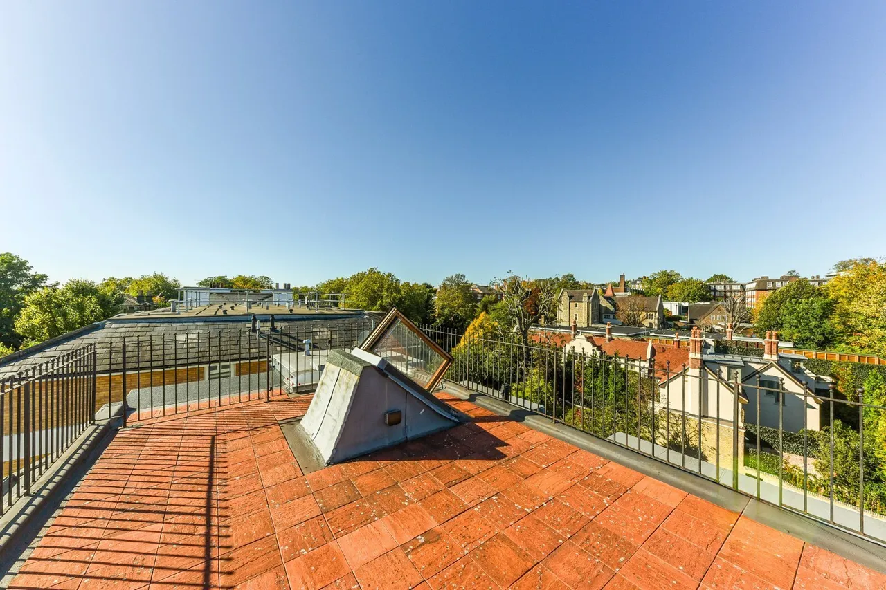 Thurlow Road, Hampstead, NW3, photo 12
