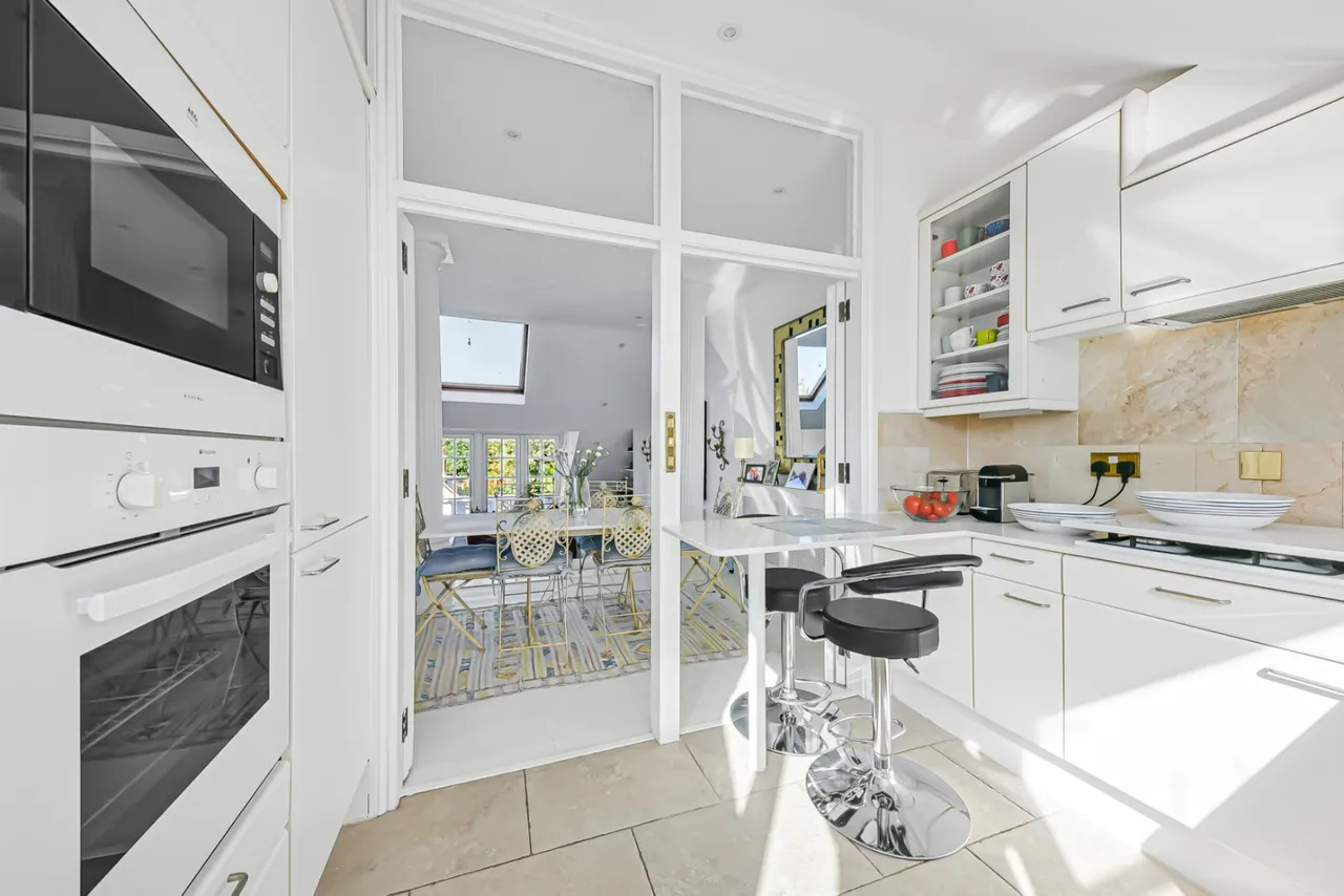 Thurlow Road, Hampstead, NW3, photo 9