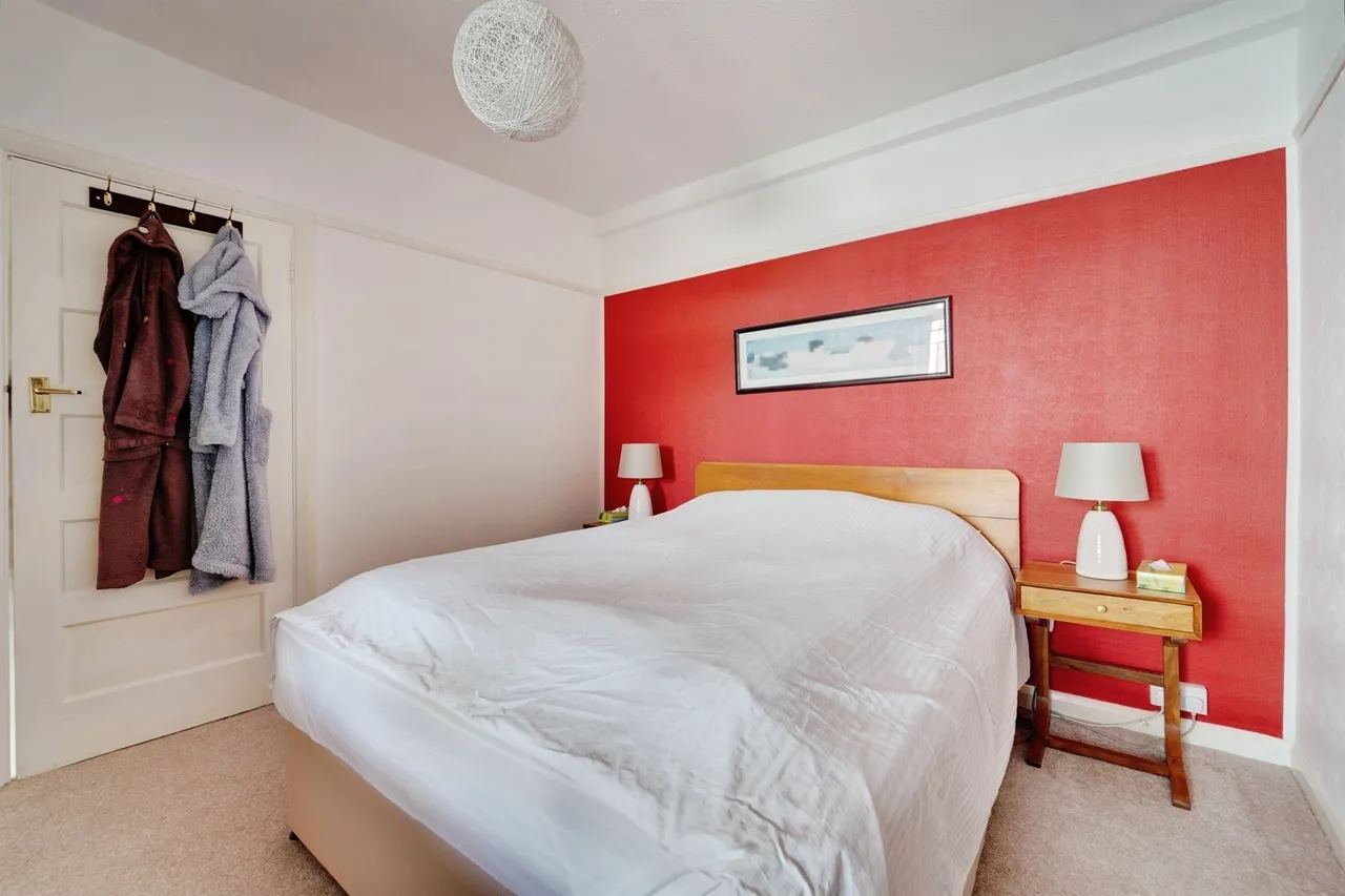 Queensway, Bletchley, MK2, photo 7