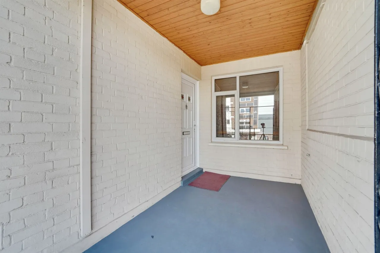 Queensway, Bletchley, MK2, photo 14