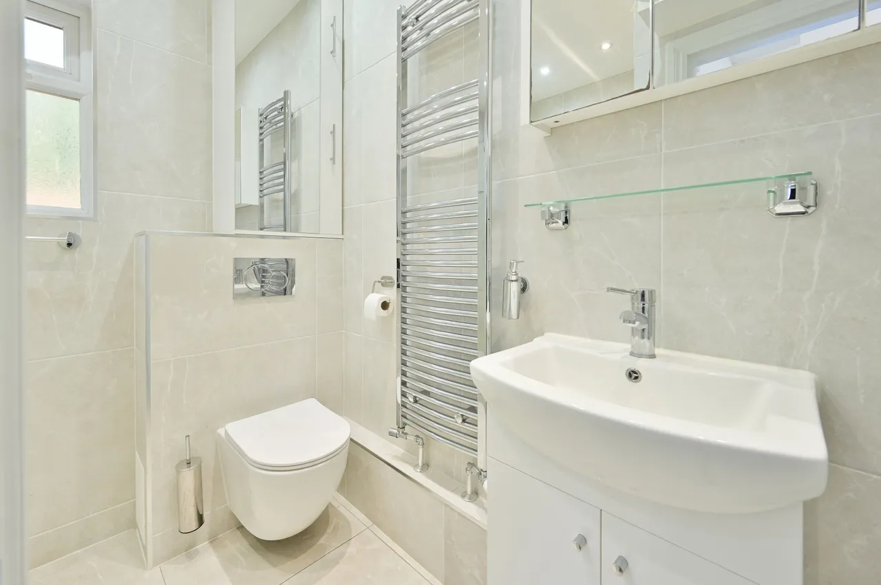 49 Greenford Road, Harrow, photo 9
