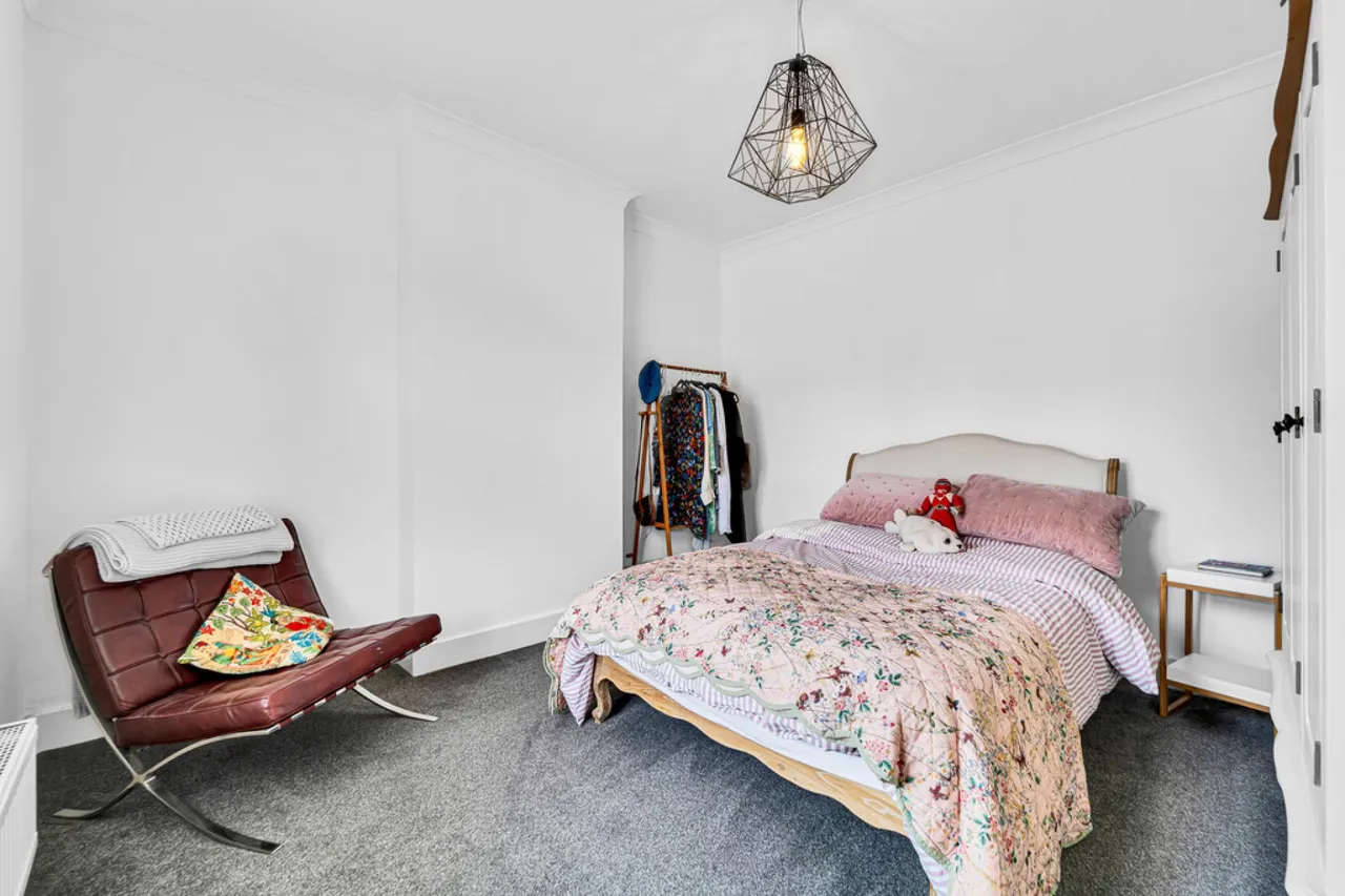 Warwick Road, Ashford, photo 11