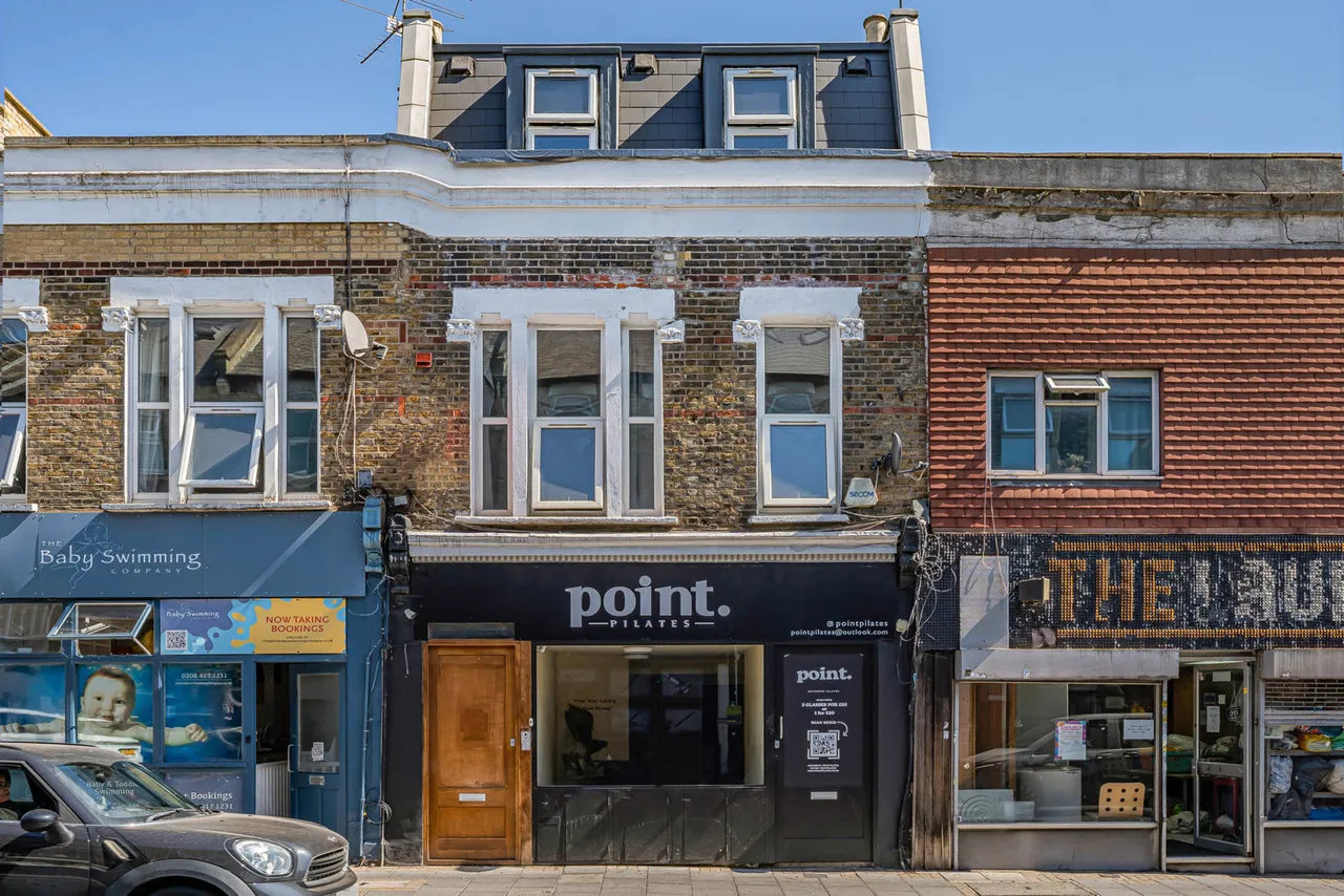 Trinity Road, London, SW17, photo 5