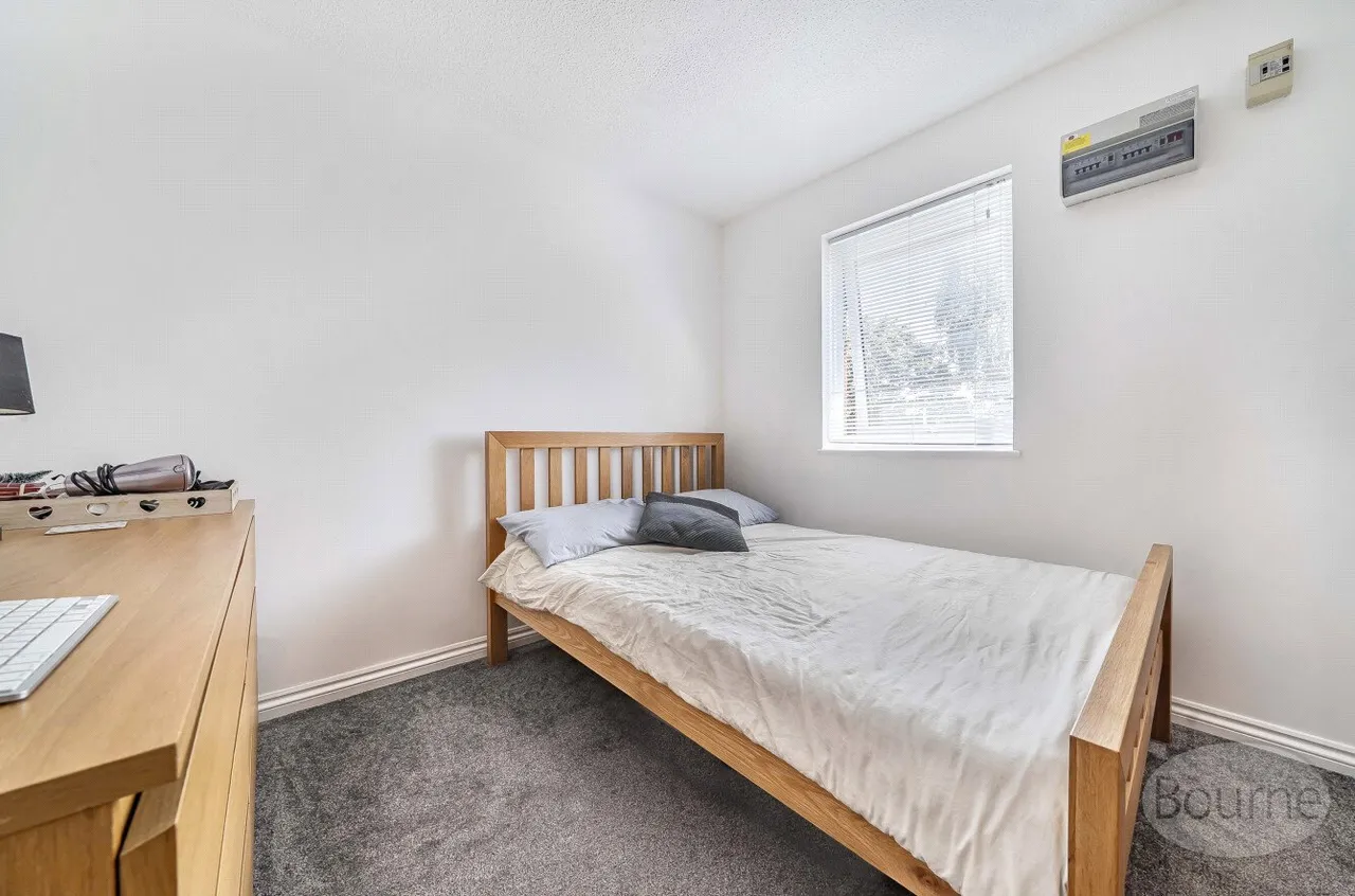 Meon Close, Petersfield, GU32, photo 9
