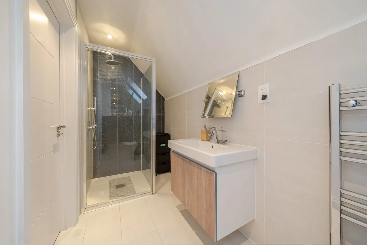 Norwood Road, Southall, UB2, photo 17