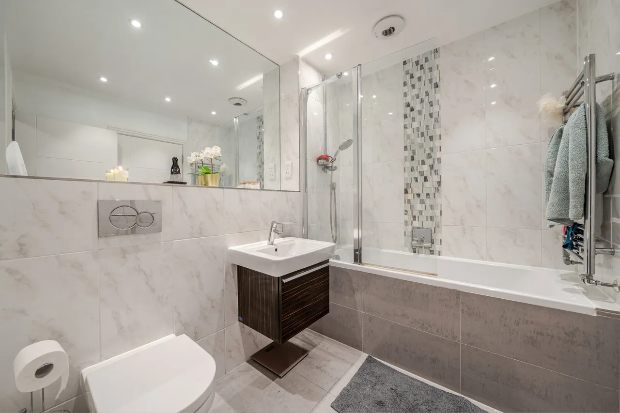 Norwood Road, Southall, UB2, photo 9